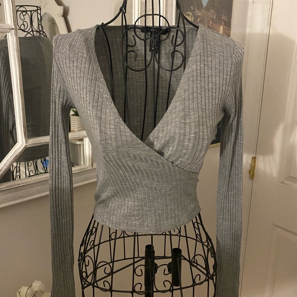 Grey long sleeve